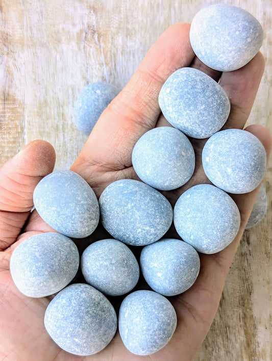 Angelite-tumbled-stone