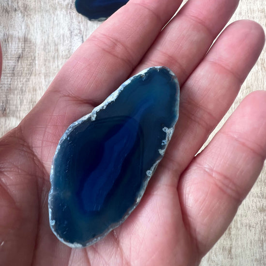 Beautiful-Blue-Agate-Slice-4cm