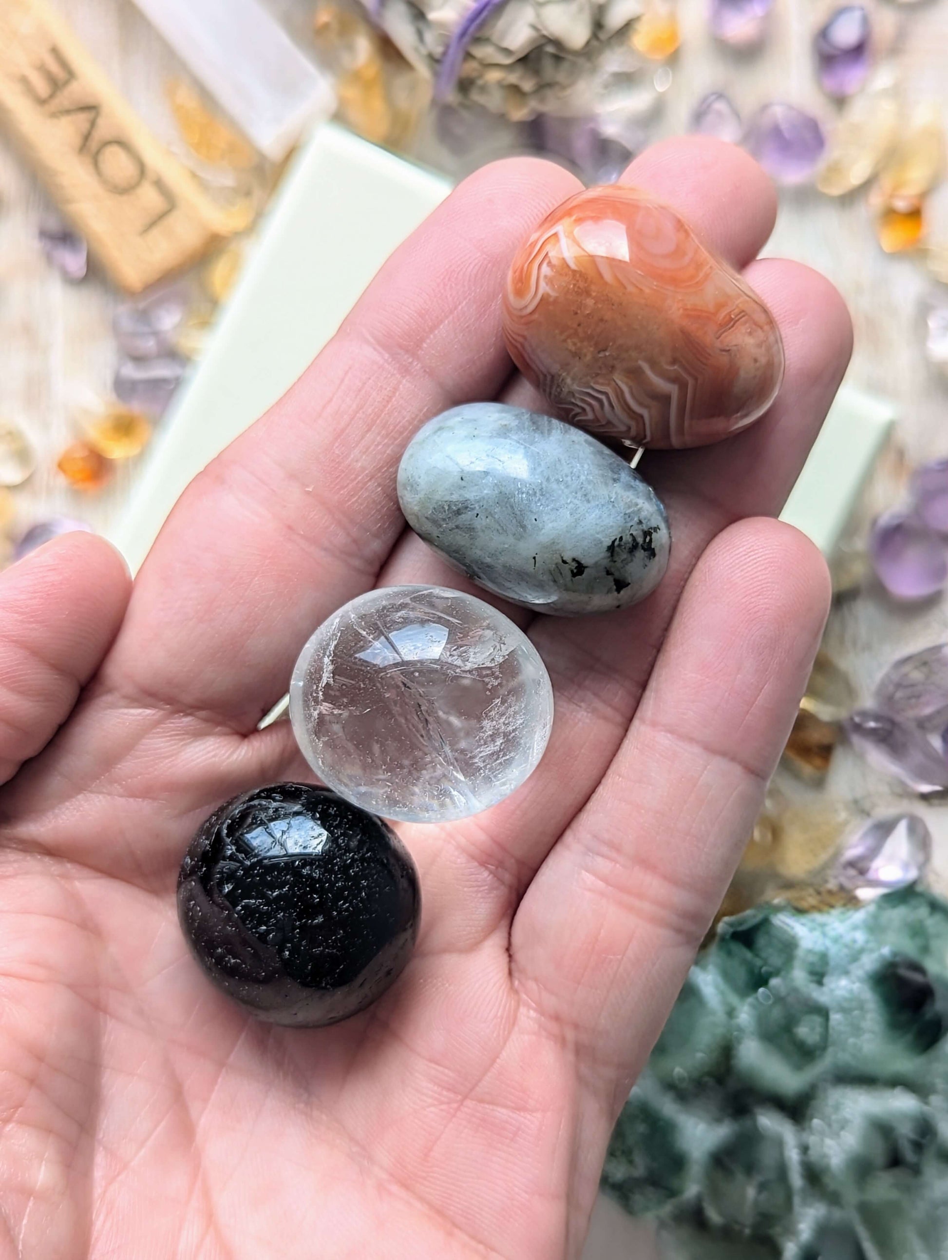 Capricorn-Zodiac-Crystal-Set