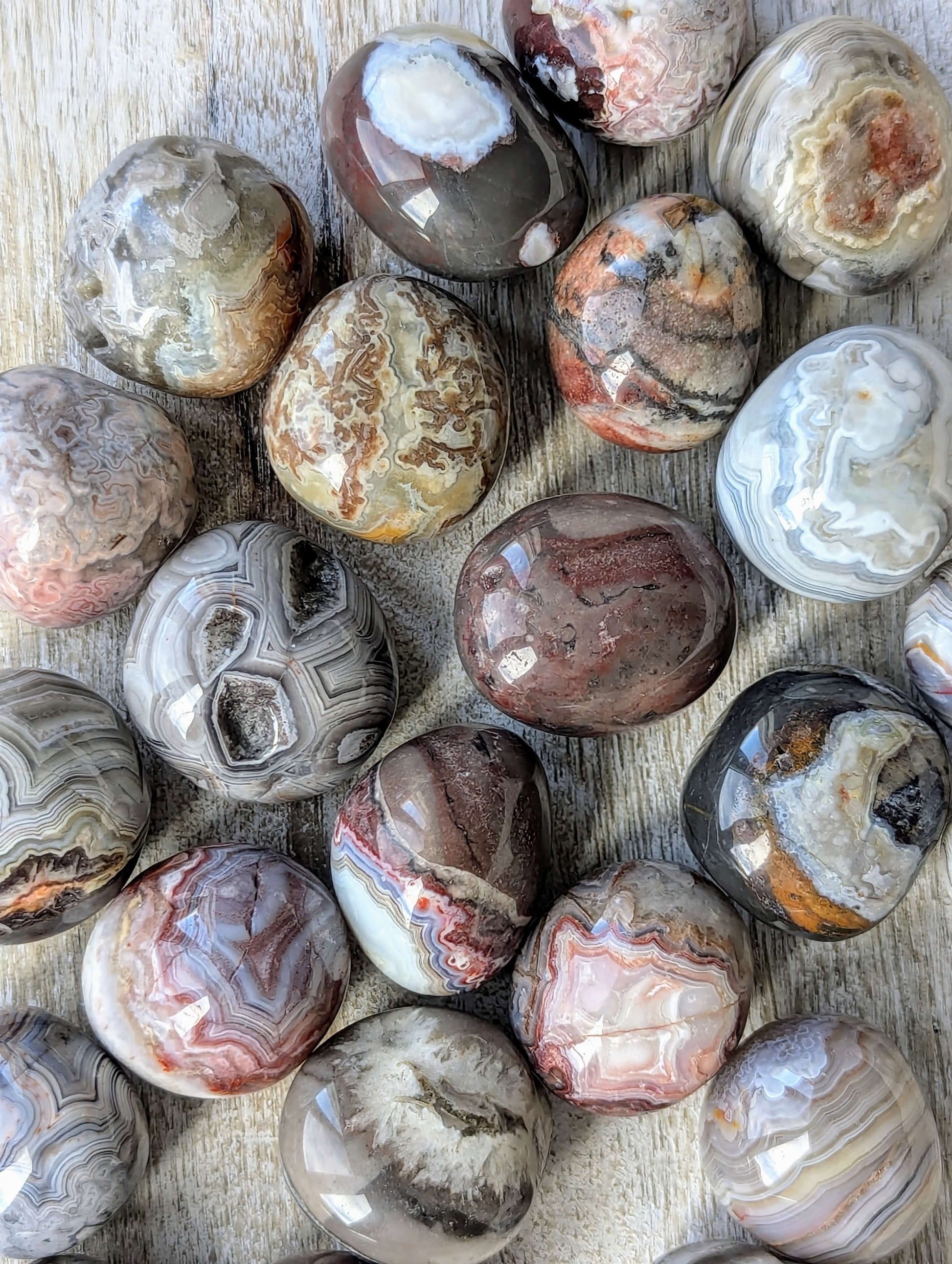 Crazy-lace-agate-stones