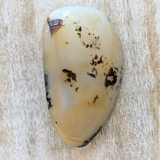 Dendritic-Agate-Crystal-Stone