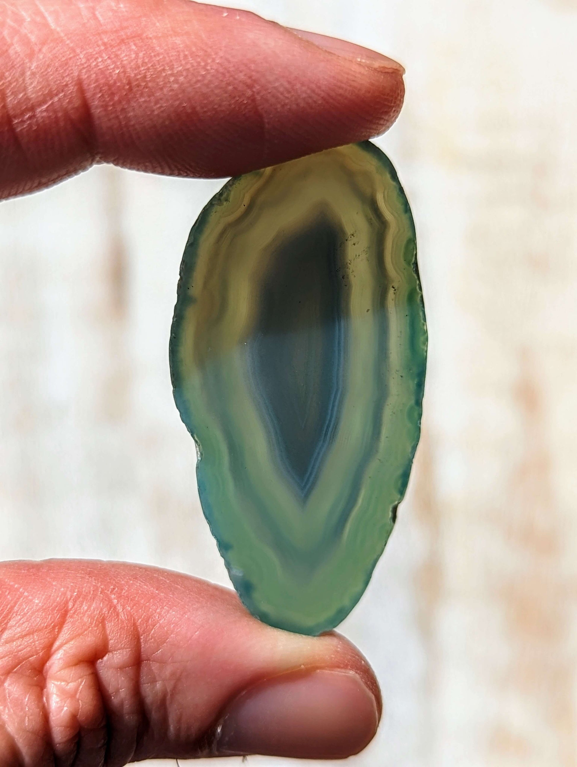 Green-Agate-Slice-from-Brazil-for-home-decor