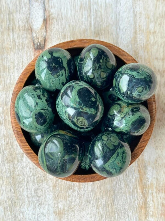 Kambaba-Jasper-Tumbled-Stone