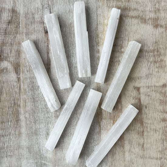 high-quality-selenite-sticks-from-morocco