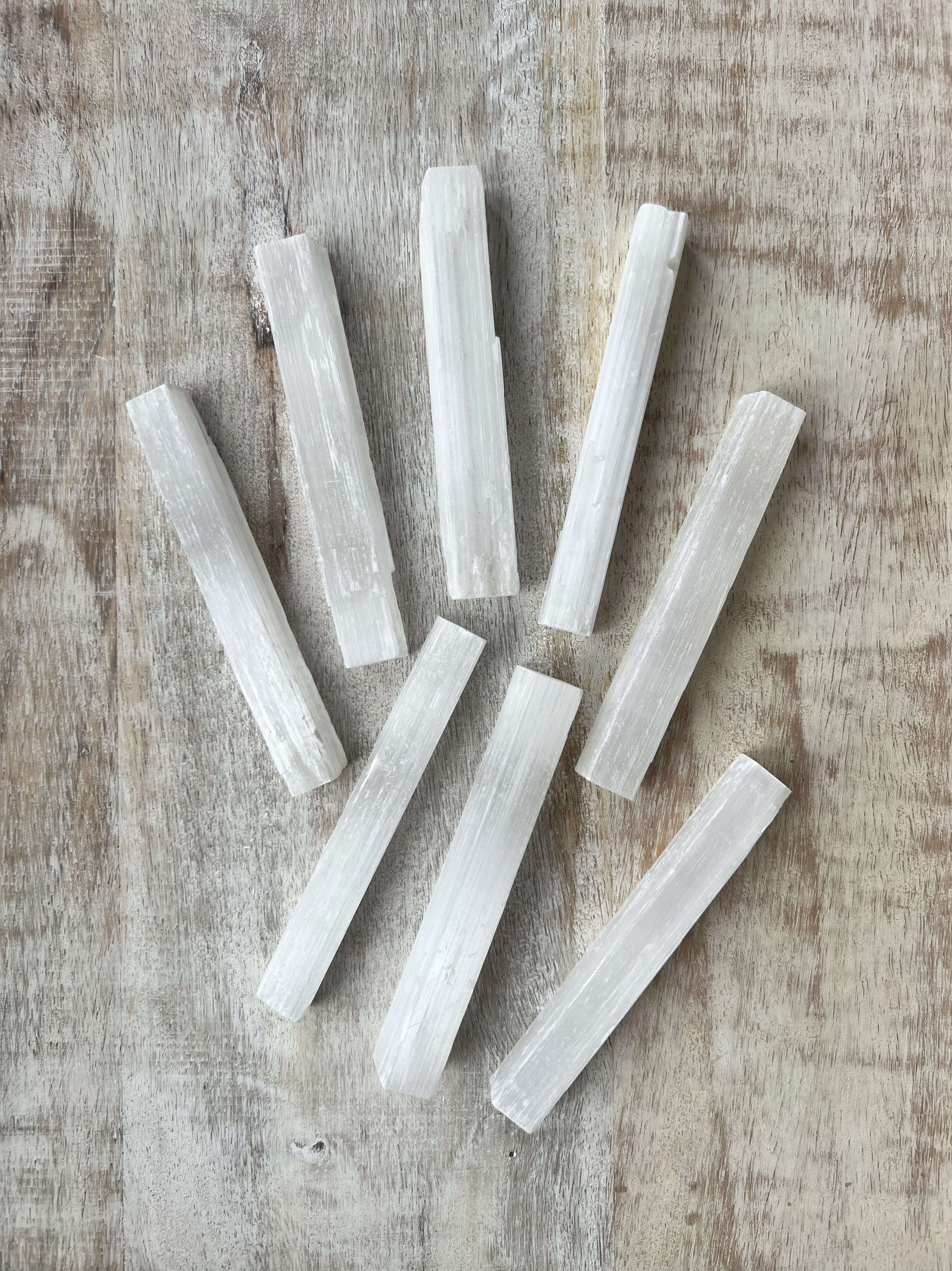 high-quality-selenite-sticks-from-morocco
