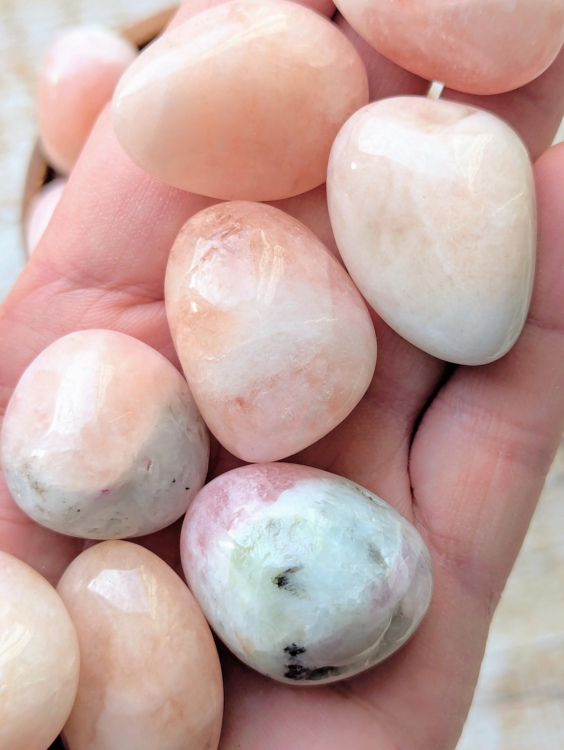 polished pink morganite