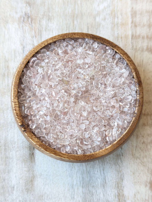 rose-quartz-chips