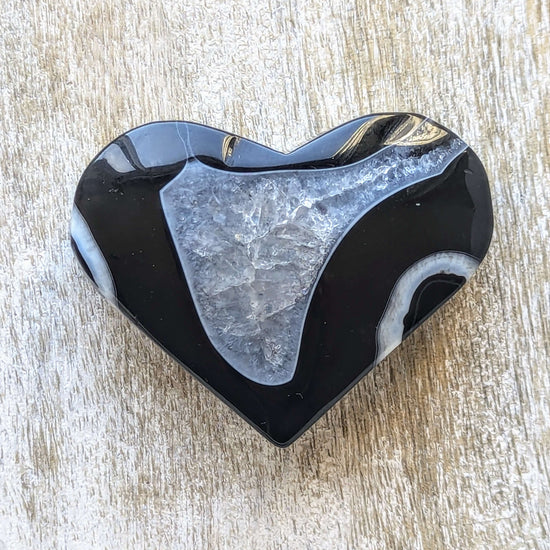 Black-Agate-Heart-57g