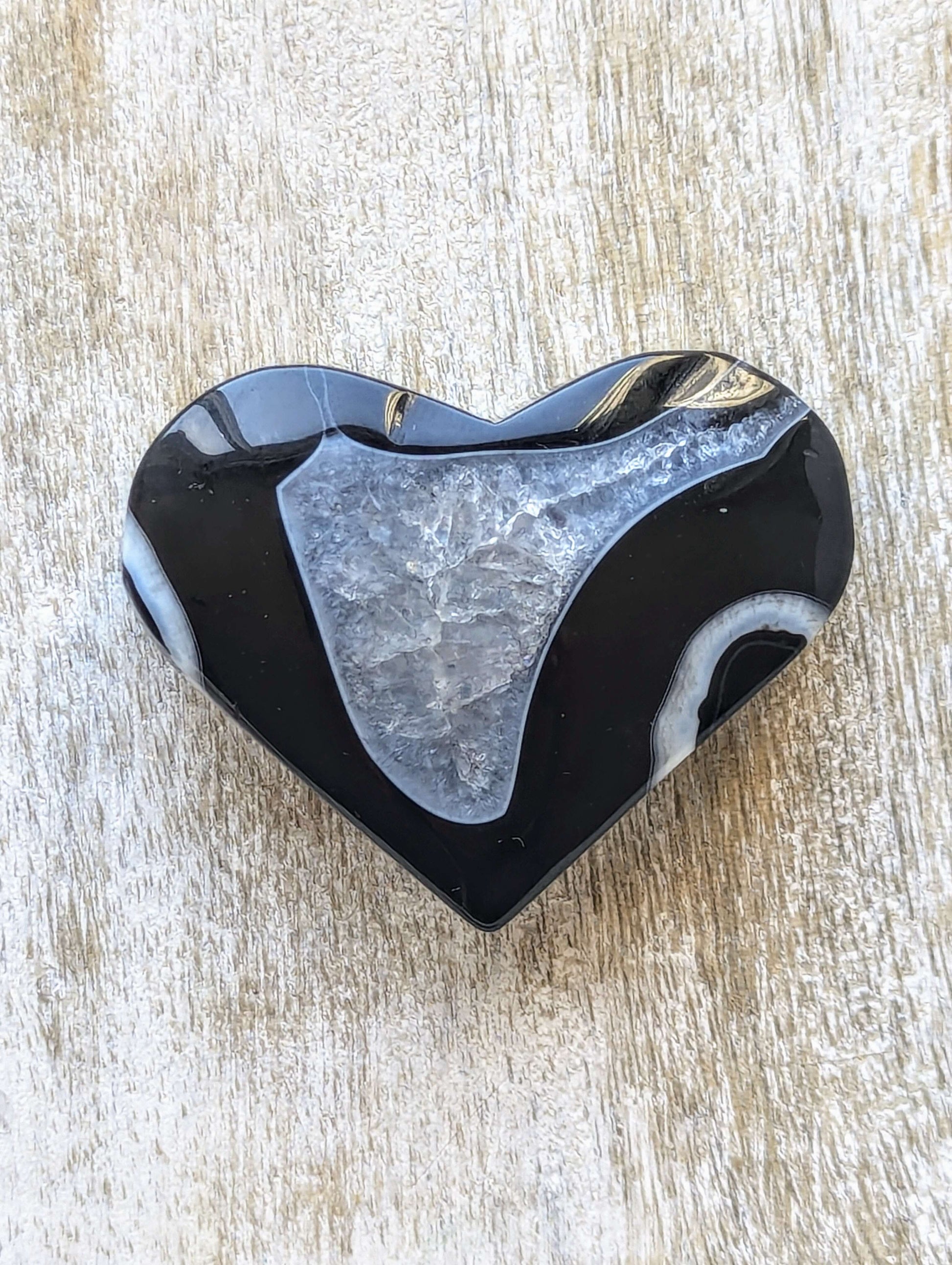 Black-Agate-Heart-57g