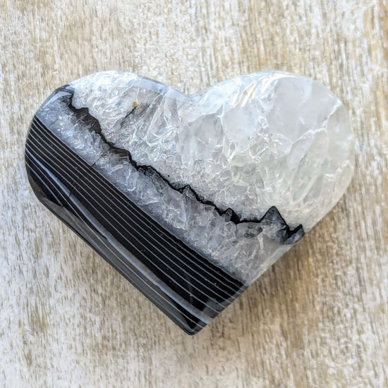 Black-Agate-Heart-95g