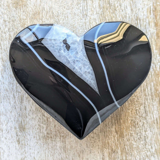 Black-agate-heart-156g