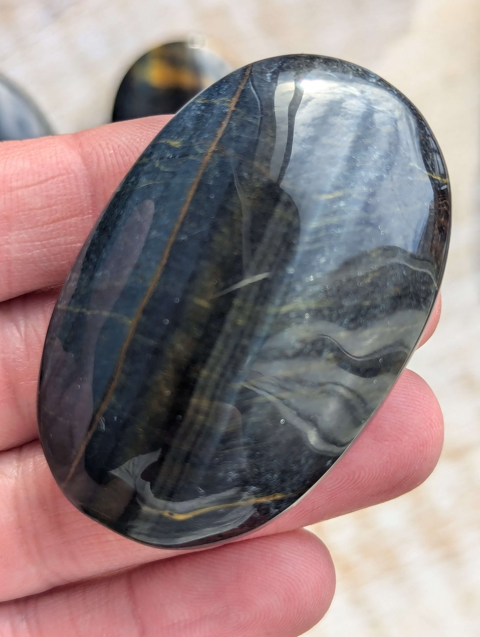 Blue-Tiger-Palm-worry-stone