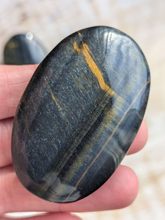 Blue-Tigers-Palm-worry-stone