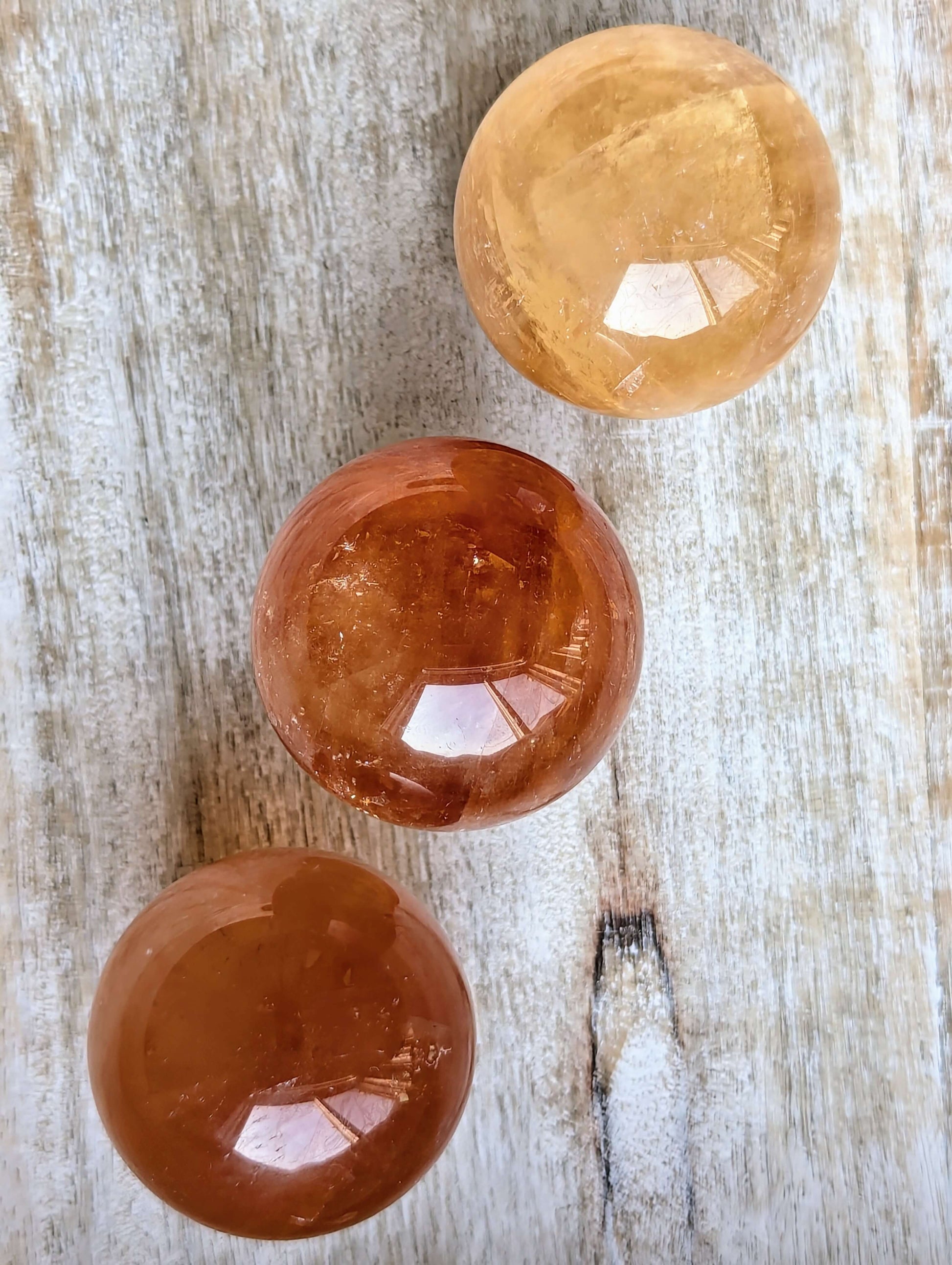 Honey-Calcite-Sphere