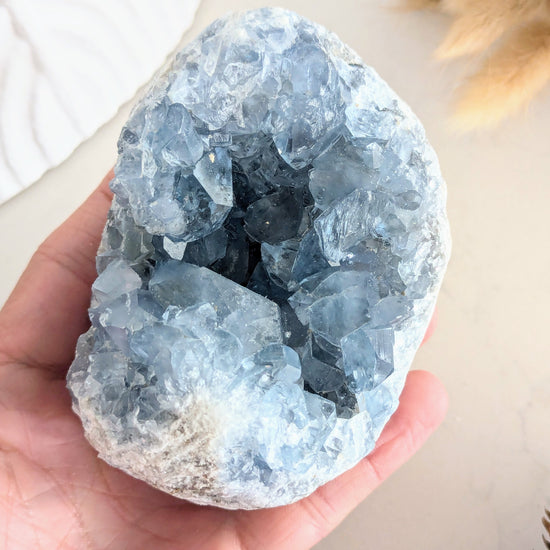 Large-celestite-cluster