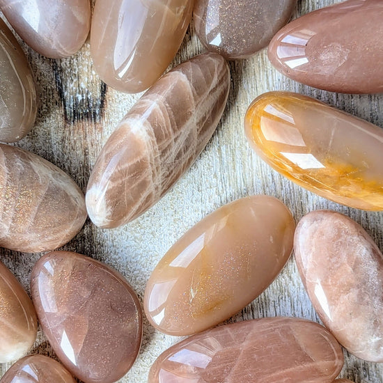 Peach-Moonstone-Stones