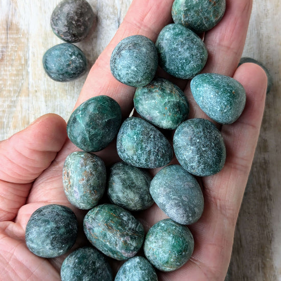 Polished-Ruby-Zoisite-Tumbled-Stones