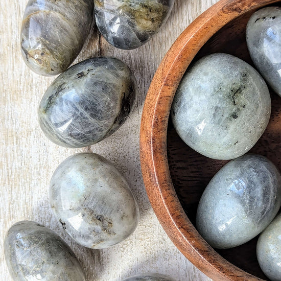 Polished-labradorite-crystal-tumbled-stones