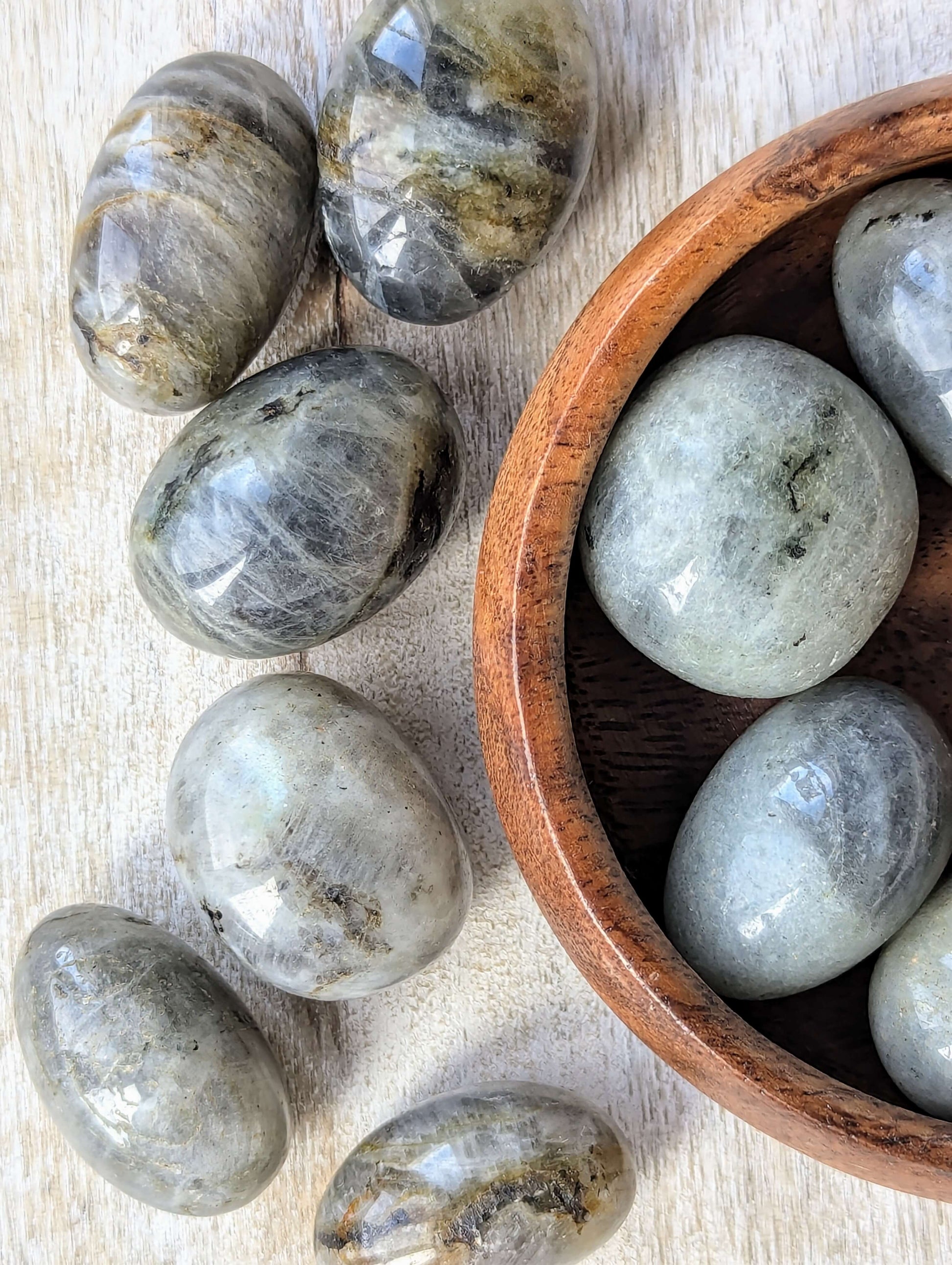 Polished-labradorite-crystal-tumbled-stones