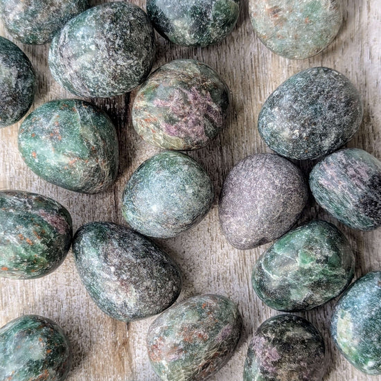 Ruby-in-Zoisite-Tumbled-Stones