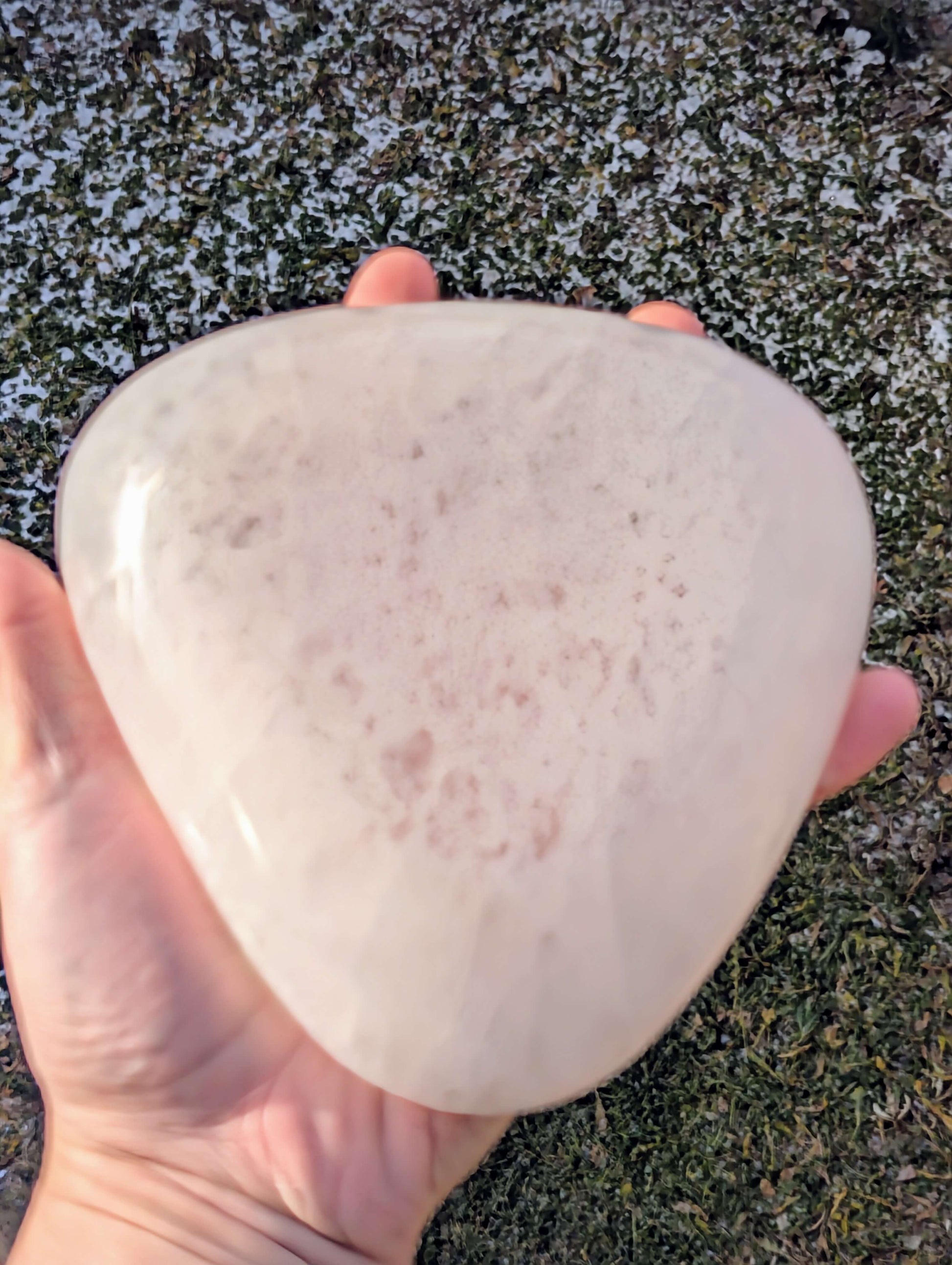 Selenite-crystal-bowl