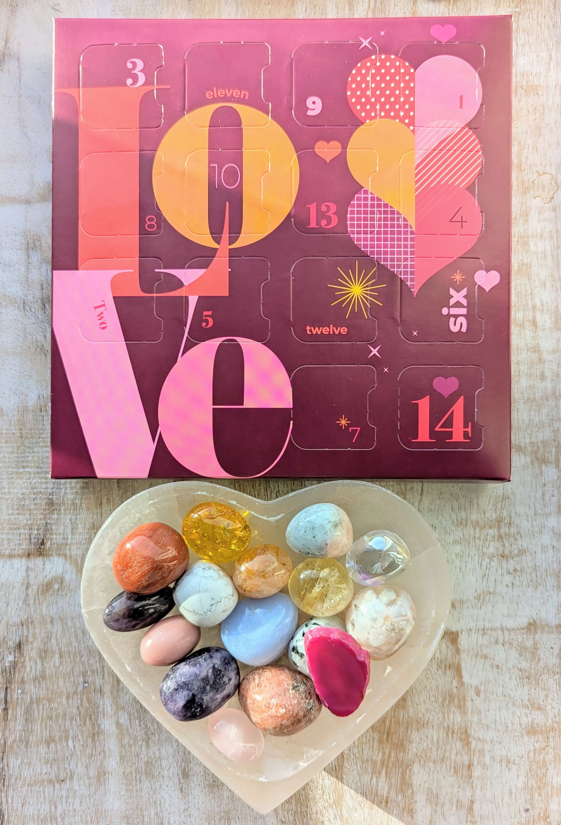 Valentines-Day-Crystal-Advent-Calendar