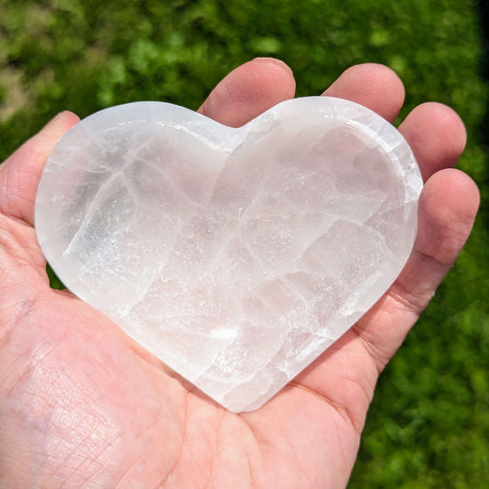 heart-shaped-selenite-bowl