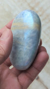 Blue-calcite-palmstone