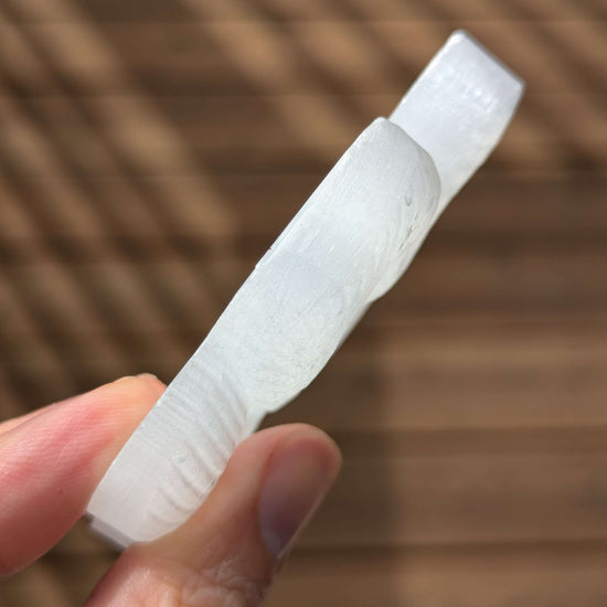 snake-made-of-selenite